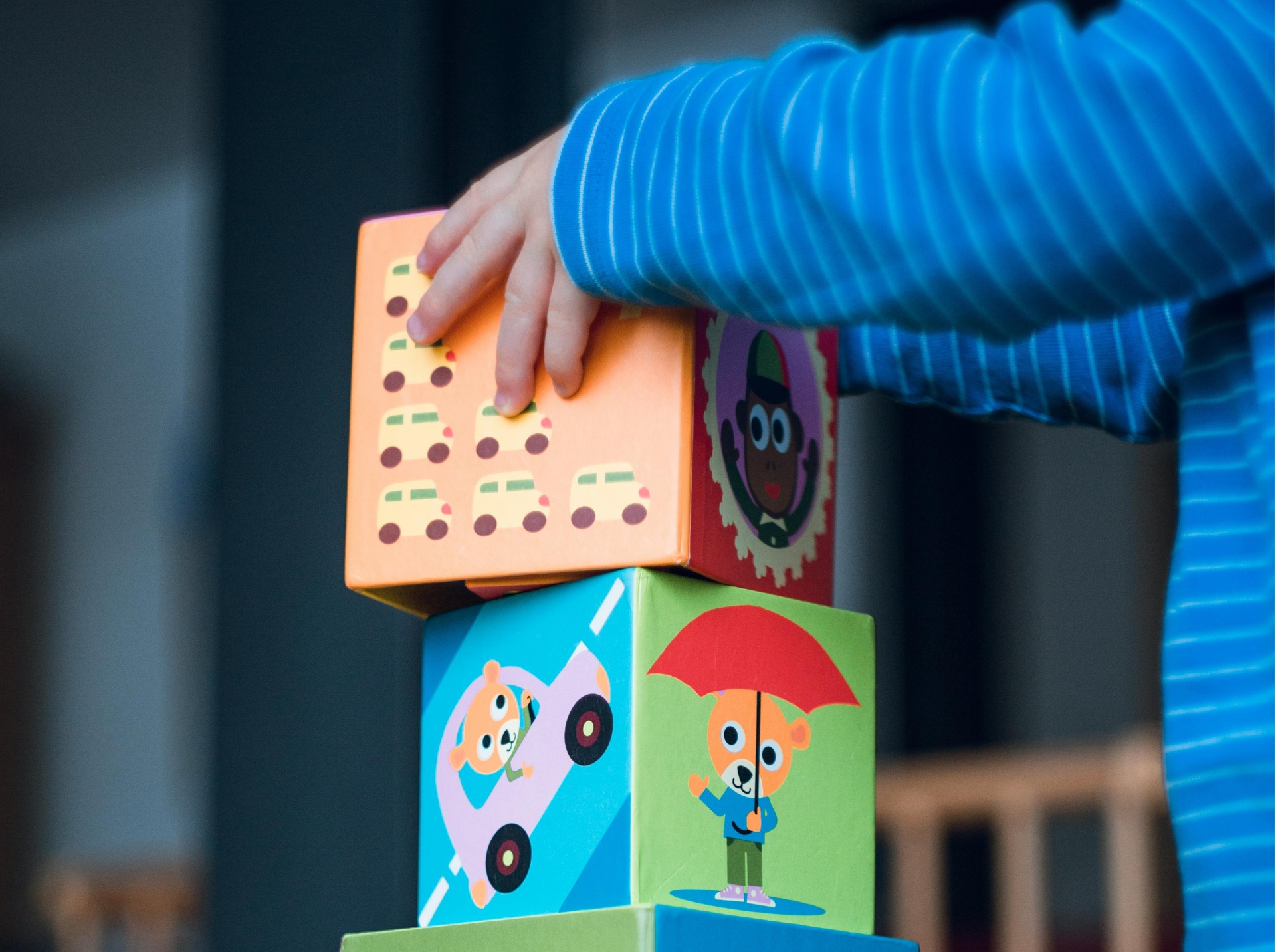 托育成長(zhǎng)軸